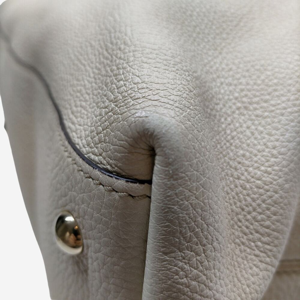 Gucci Cream Pebbled Calfskin Soho Shoulder Bag - Picture 10 of 11